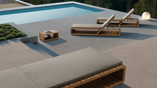 lettini palace bordo piscina