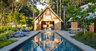 casette in legno a bordo piscina