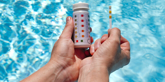 Come abbassare l’alcalinità in piscina